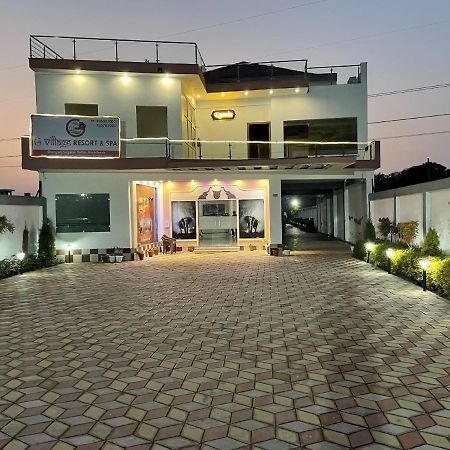 Sumedha G Village Resort And Spa Raiwala Exterior photo